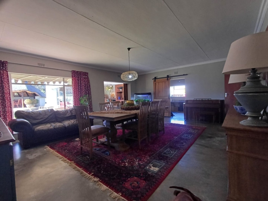 4 Bedroom Property for Sale in Flamwood North West